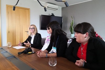 Ms. Carla Batista (left), Country Operations Manager for Monese in Portugal, discussed the position of women in technology with the study visit participants