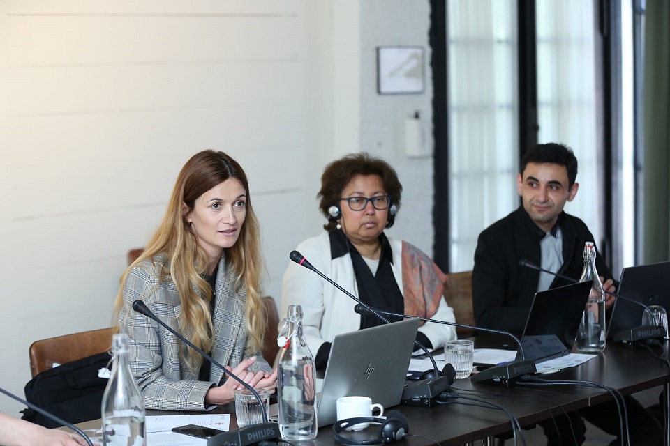 A meeting about institutionalizing internal mechanisms on the prevention and response to sexual harassment in the civil service. Photo: UN Women