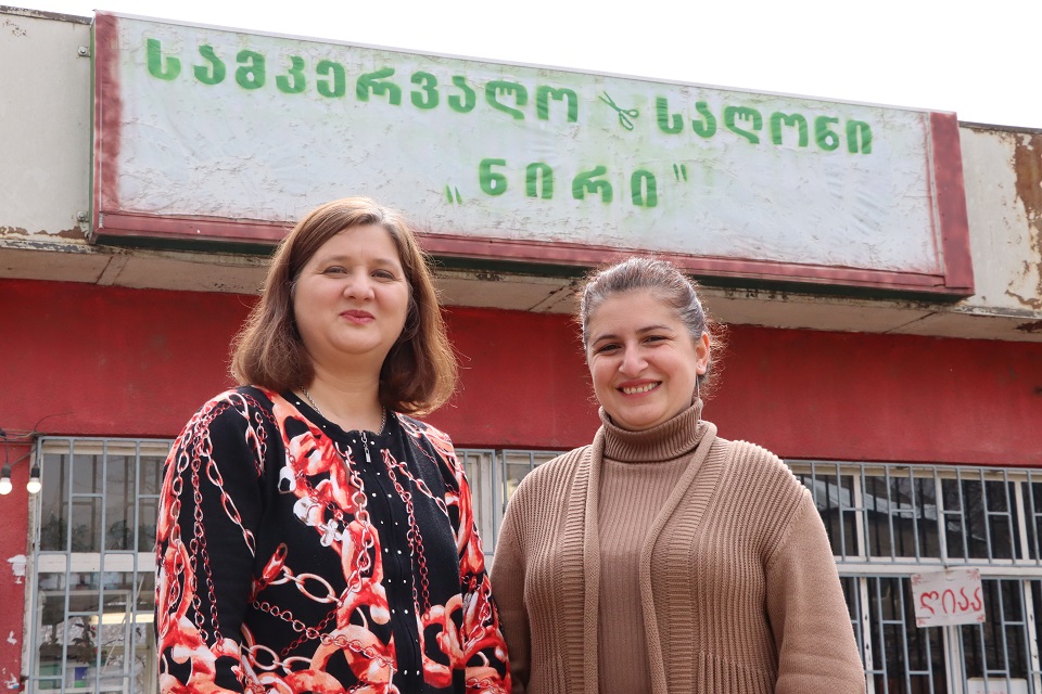 Irina Vibliani and Nino Sarukhanov, the founders of the small sewing shop “Niri” in the village of Jorjiashvili in Tetritskaro Municipality. Photo: Gvantsa Chagunava