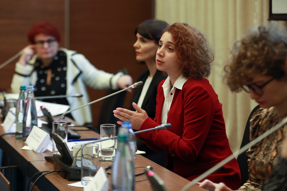 Within the framework of the conference, sessions were held and led by experts from various public and non-public organizations. Photo: UN Women/Leli Blagonravova